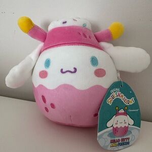 Nwt 5" Cinnamoroll Hello Kitty and friends  Sanrio Squishmallows
